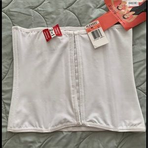 Women’s white corset size XL